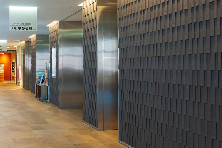 平板のいぶし瓦